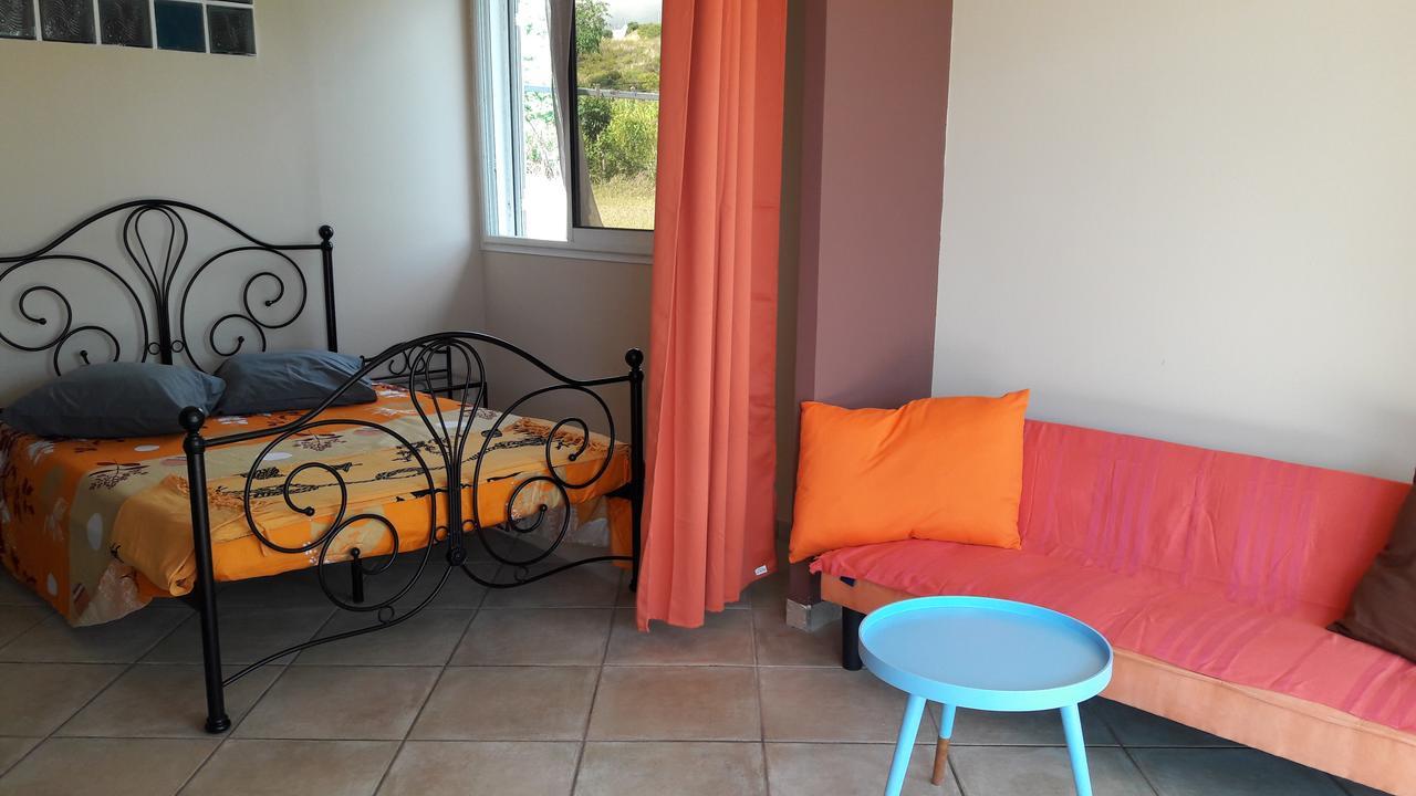 Hotel lakazadom974 Saint-Gilles-les Hauts Exterior foto