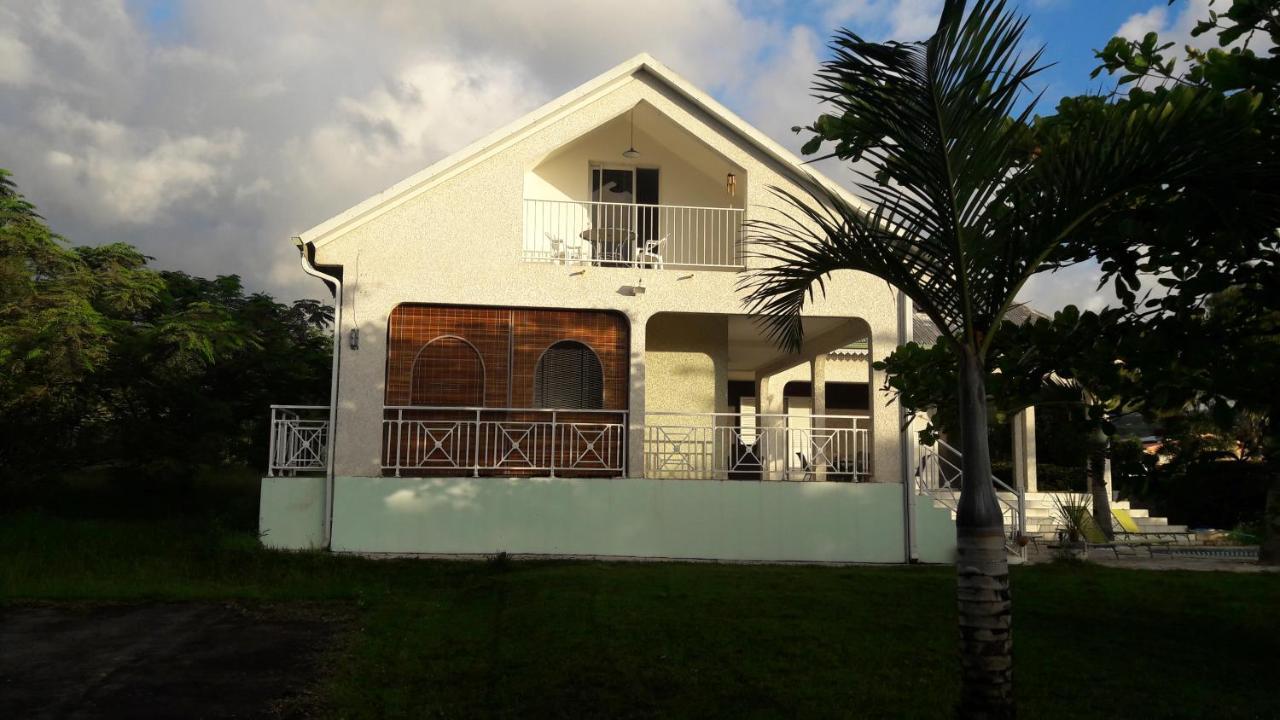 Hotel lakazadom974 Saint-Gilles-les Hauts Exterior foto